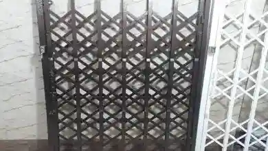 حفاظ درب آپارتمان