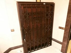 حفاظ رو دری آپارتمان