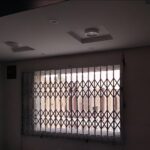 حفاظ پنجره از داخل