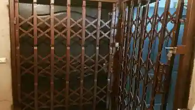 حفاظ کرکره ای درب منزل