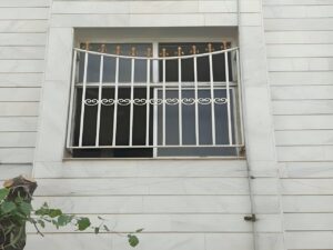 نرده فلزی مدرن