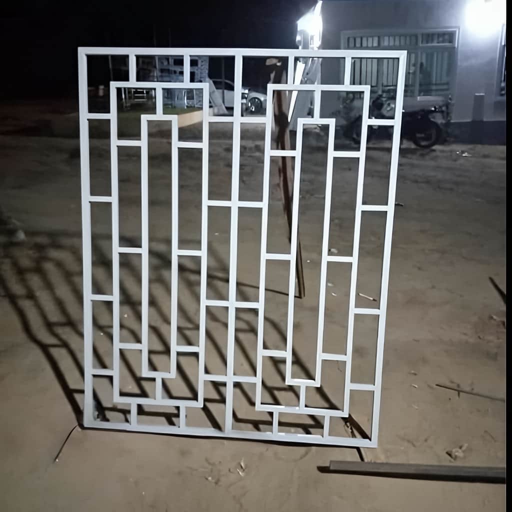 نصب حفاظ پنجره کلاسیک مهرآهن