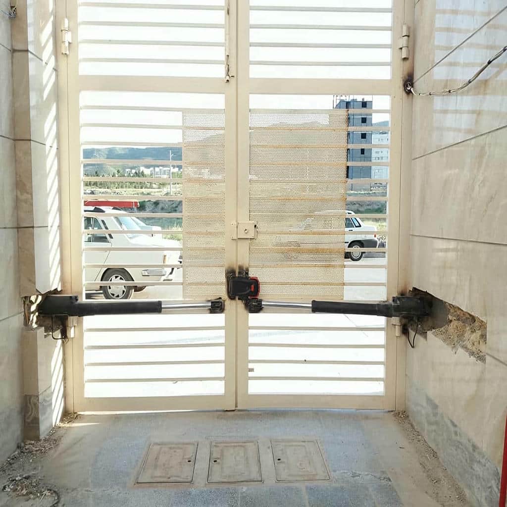 نصب جک درب پارکینگ اتوماتیک ضدزنگ در قائمشهر