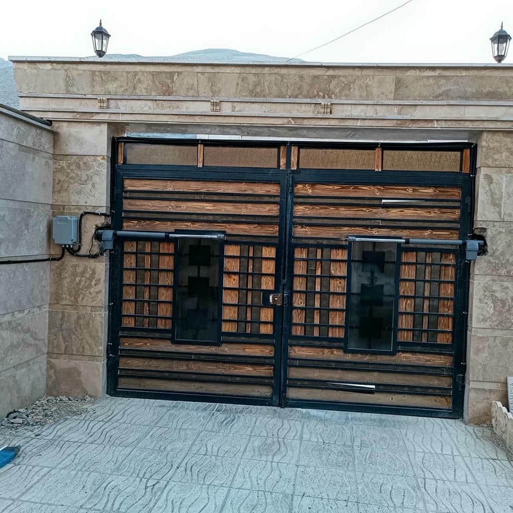 نصب جک درب پارکینگ اتوماتیک اصولی در زاهدان