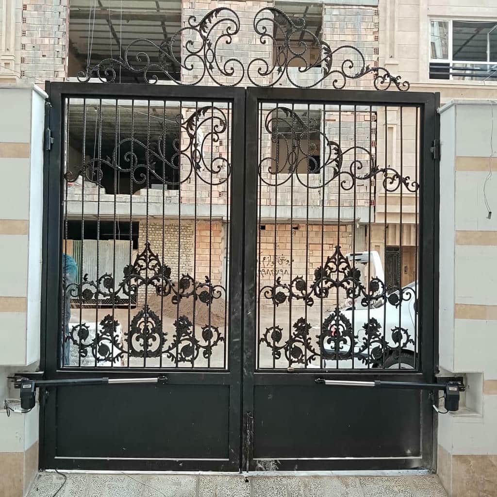 نصب جک درب پارکینگ اتوماتیک اصولی در شیراز