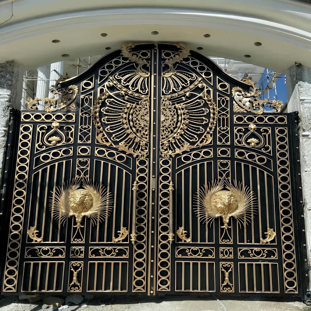 فروش درب حیاط کلاسیک در سمنان