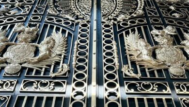 درب حیاط در بندر دیلم