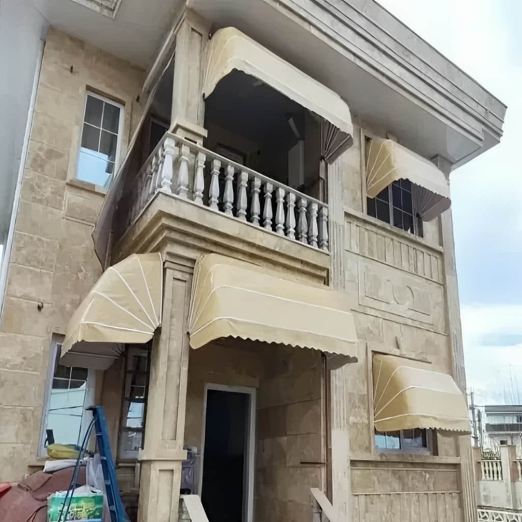 قیمت سایبان برقی بازویی اتوماتیک پارچه ضد UV در فردیس کرج