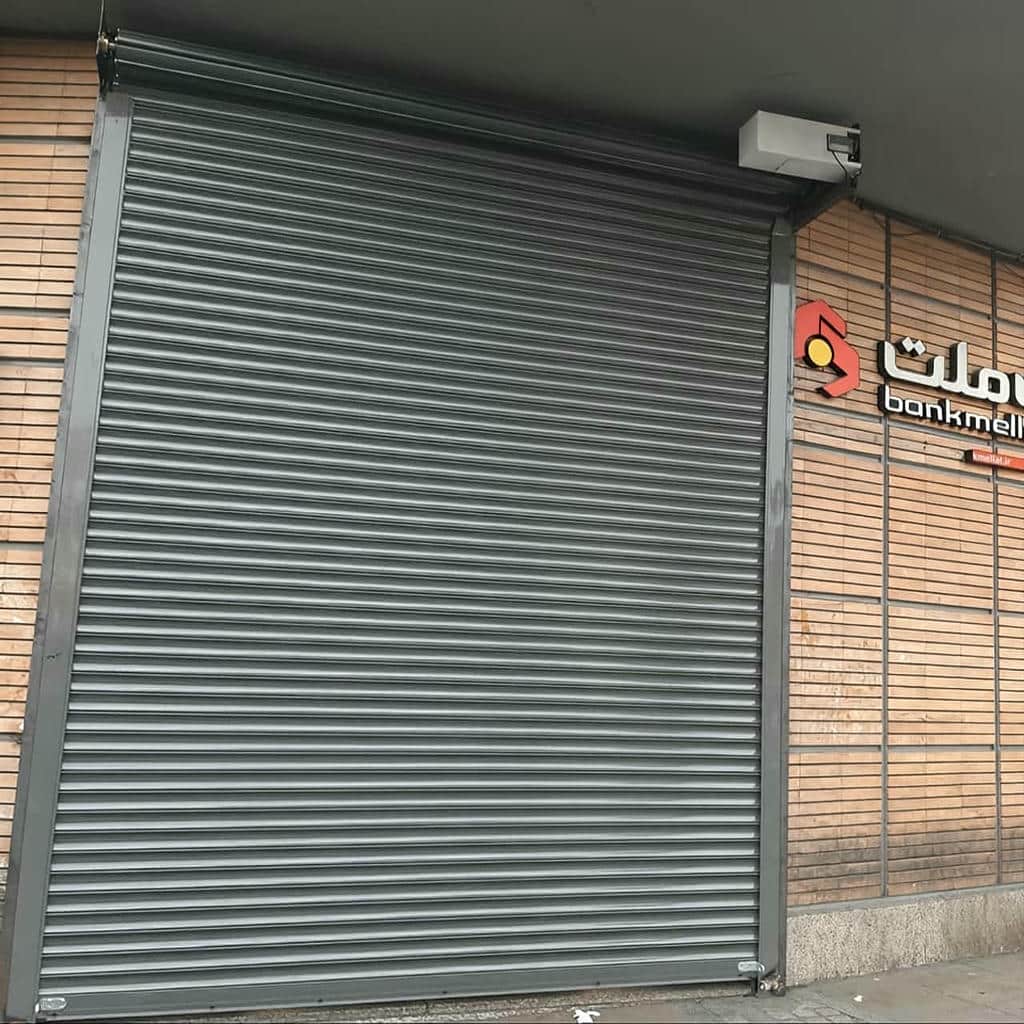 کرکره برقی در بندر انزلی