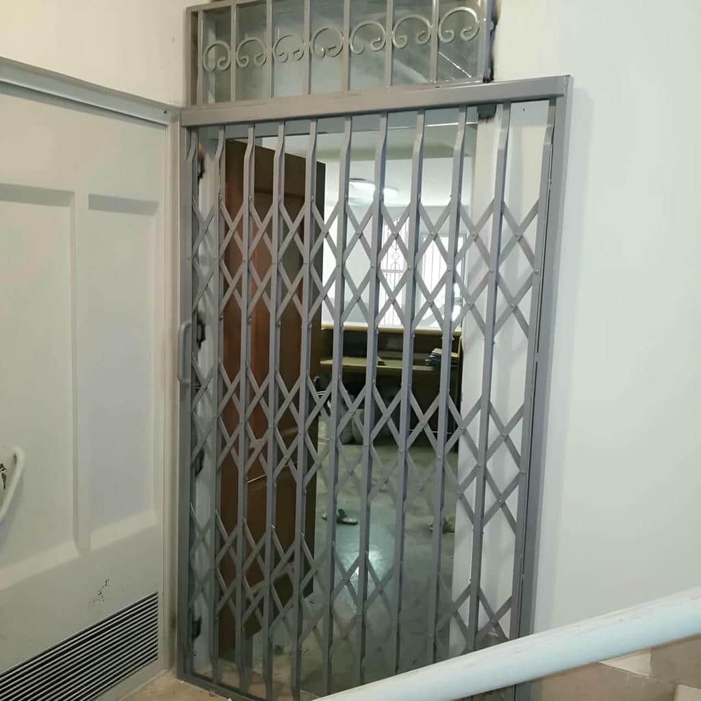 قیمت درب آکاردئونی فلزی ضدسرقت سه گل در سیرجان