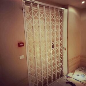 درب آکاردئونی فلزی ضدسرقت در استان خوزستان