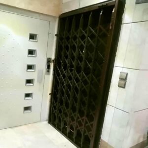 درب آکاردئونی فلزی ضدسرقت در دماوند