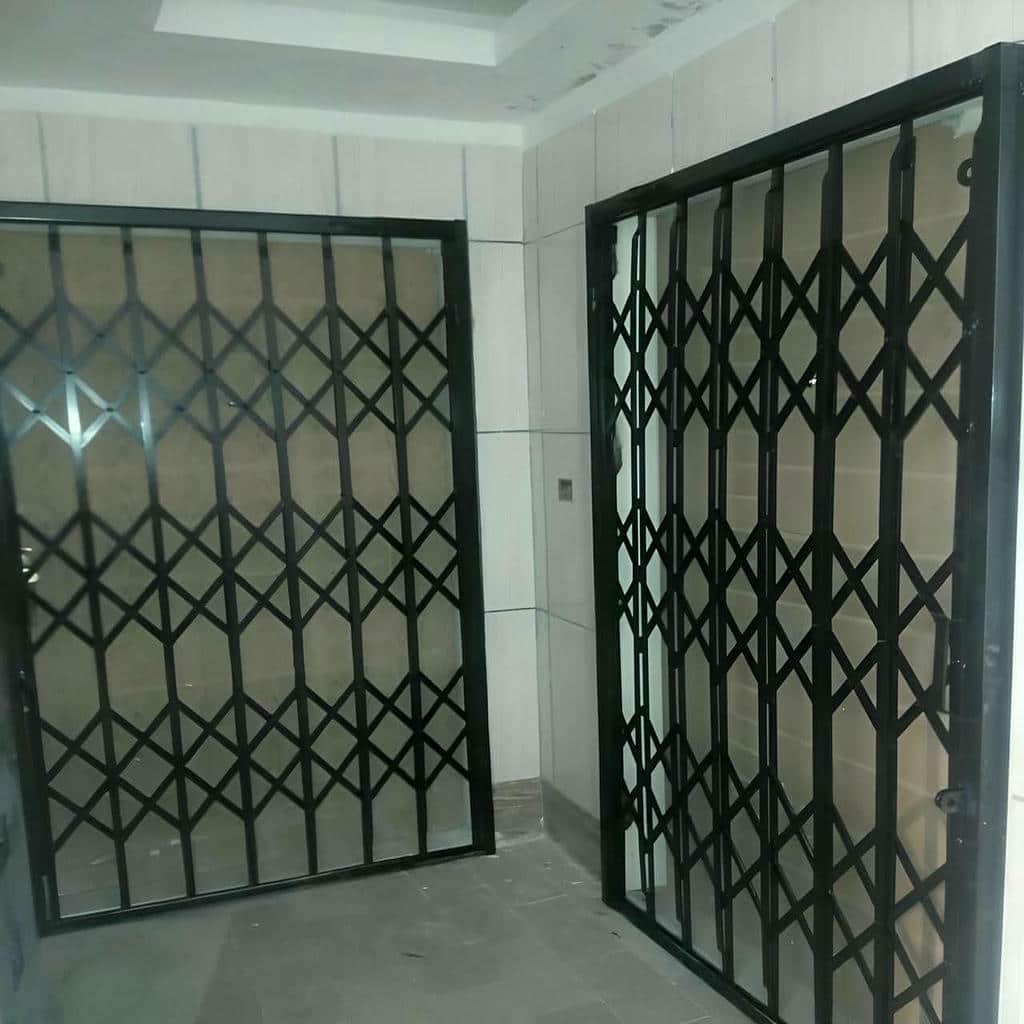قیمت درب آکاردئونی فلزی ضدسرقت سه گل در طالقان