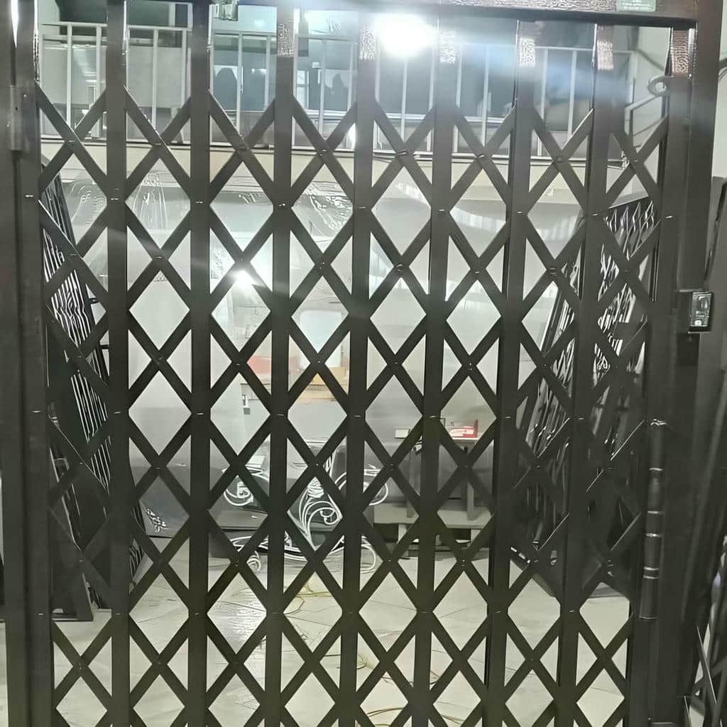 قیمت درب آکاردئونی فلزی ضدسرقت سه گل در بندر بوشهر