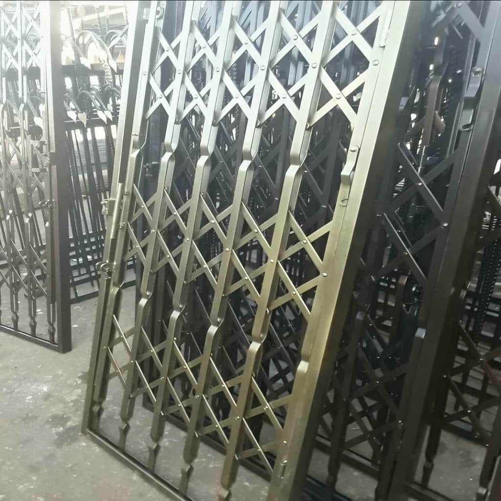 کارخانه درب آکاردئونی فلزی ضدسرقت پروفیل تقویتی در نیشابور