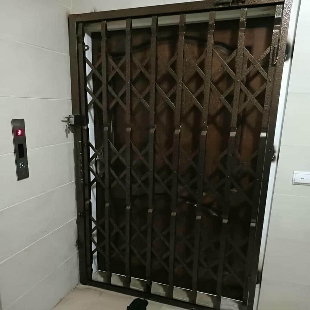 قیمت درب آکاردئونی فلزی ضدسرقت سه گل در محمدشهر