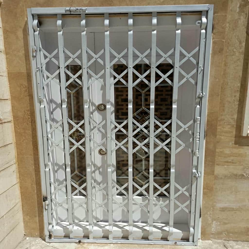 قیمت درب آکاردئونی فلزی ضدسرقت سه گل در ایلام