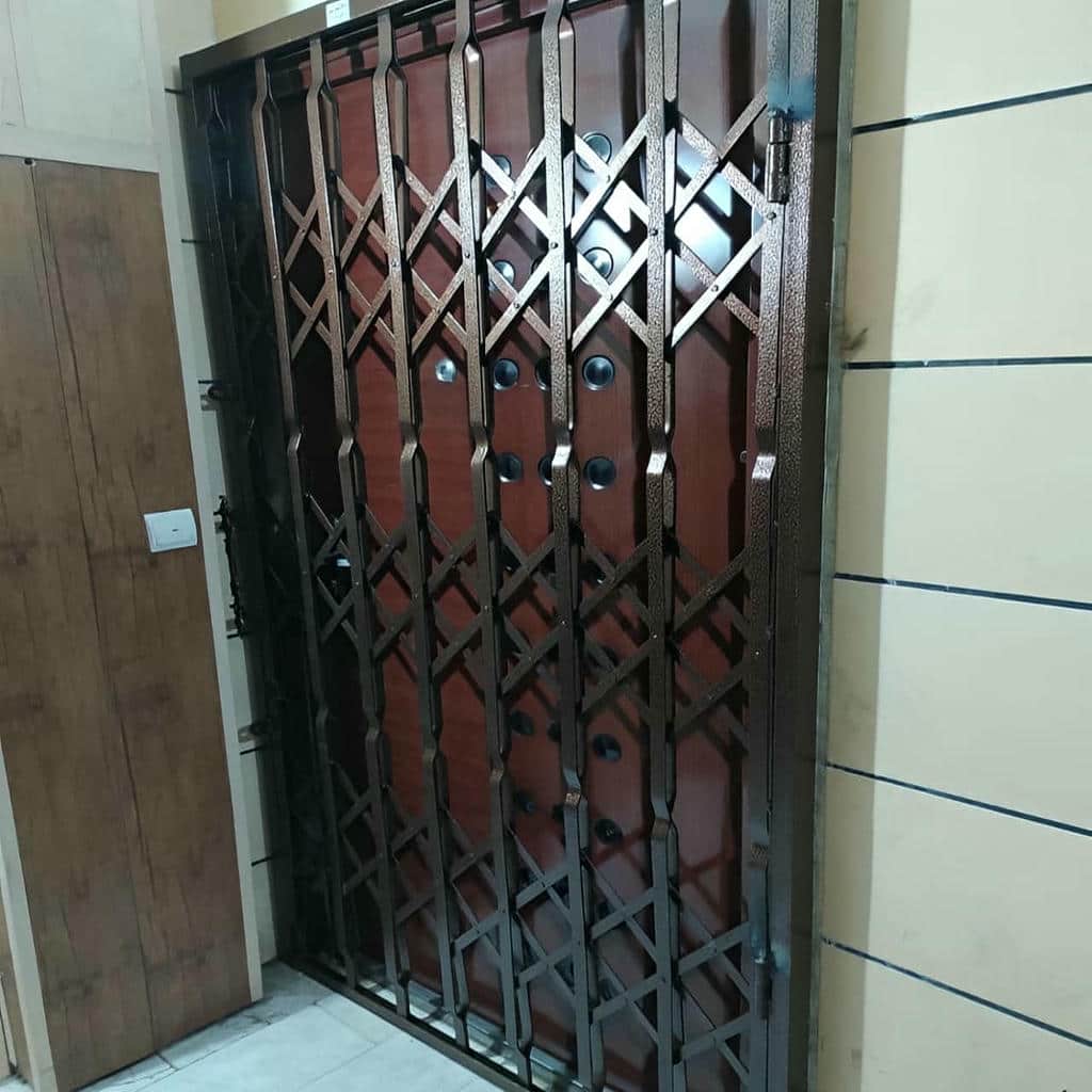 قیمت درب آکاردئونی فلزی ضدسرقت سه گل در کرمانشاه