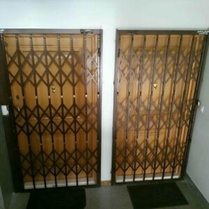 درب آکاردئونی فلزی ضدسرقت در بندر لنگه