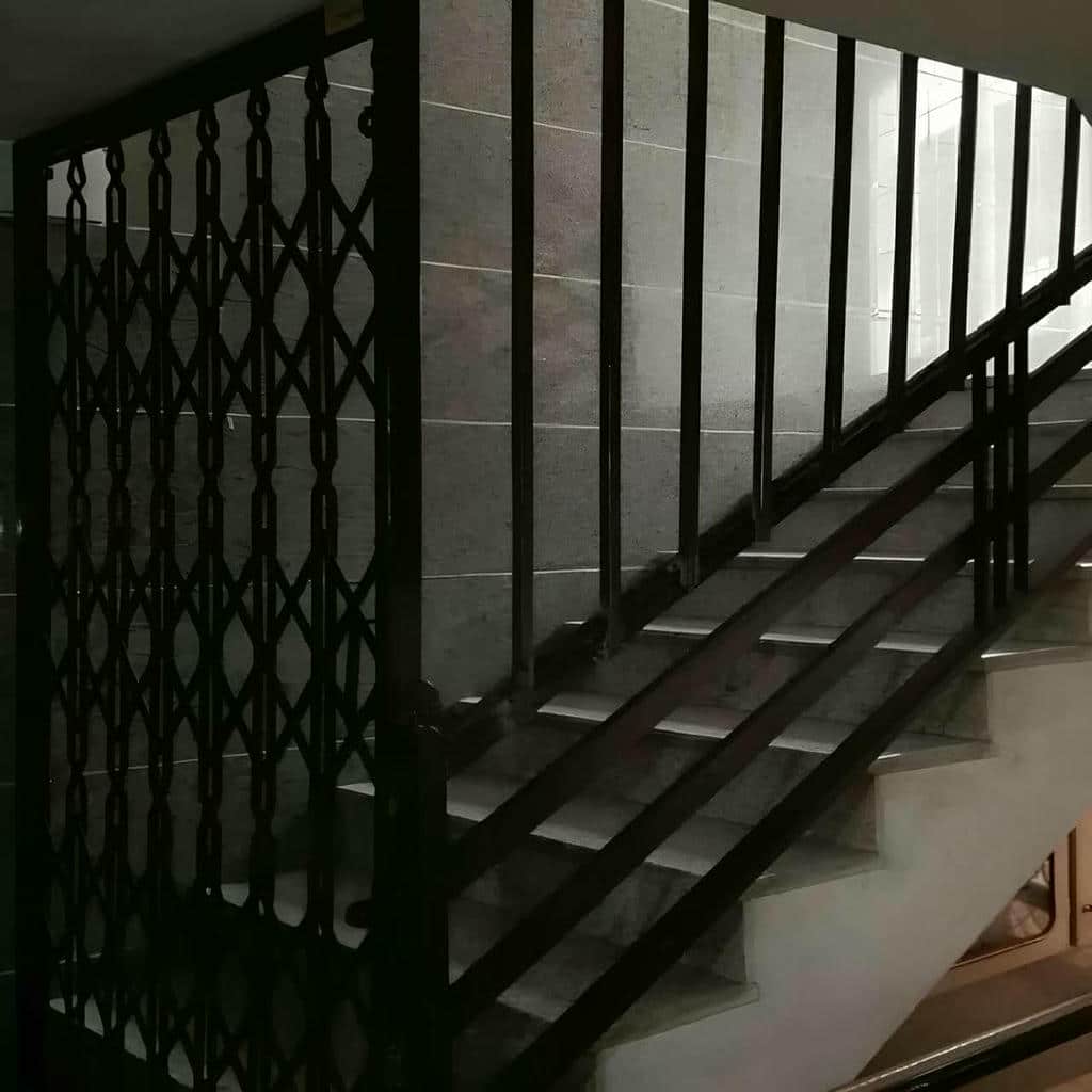 قیمت درب آکاردئونی فلزی ضدسرقت سه گل در اراک