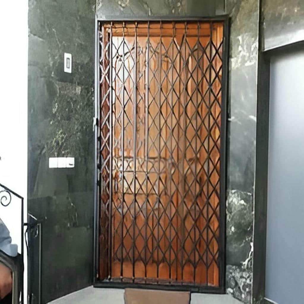 قیمت درب آکاردئونی فلزی ضدسرقت سه گل در اصفهان