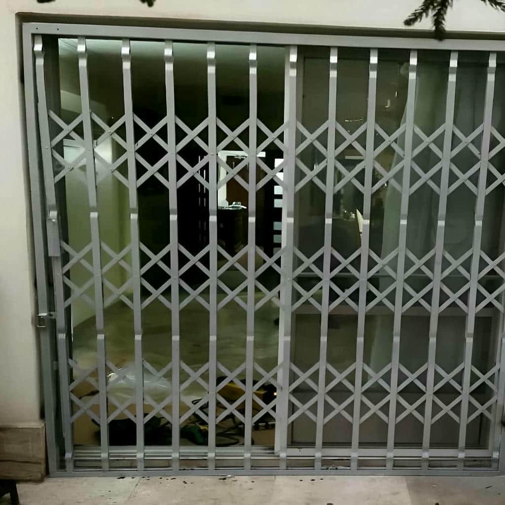 خرید درب آکاردئونی فلزی ضدسرقت دو گل در کاشان