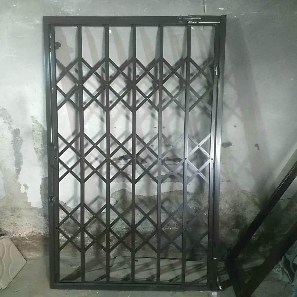 نصب درب آکاردئونی فلزی ضدسرقت قفل مخفی در بومهن