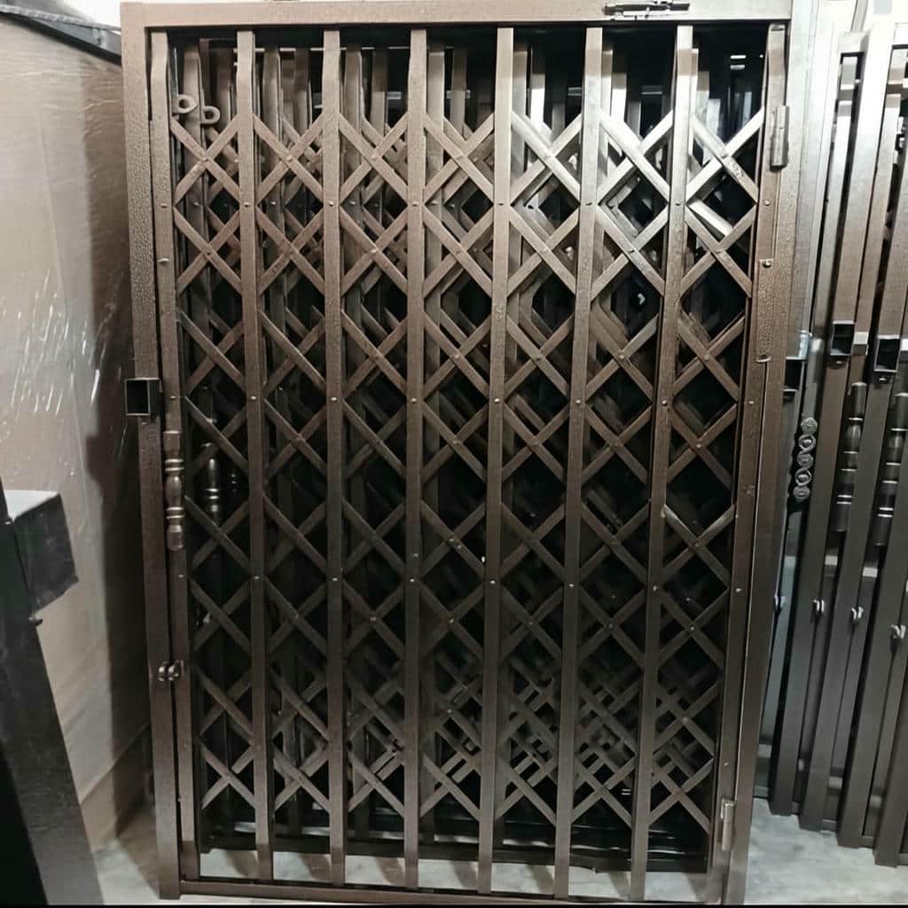 خرید درب آکاردئونی فلزی ضدسرقت چهار گل در بومهن