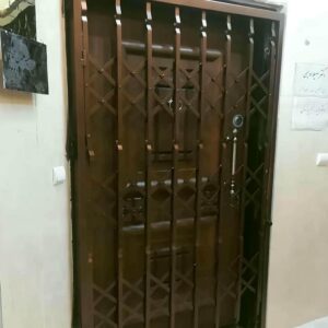 درب آکاردئونی فلزی ضدسرقت در عظیمیه کرج