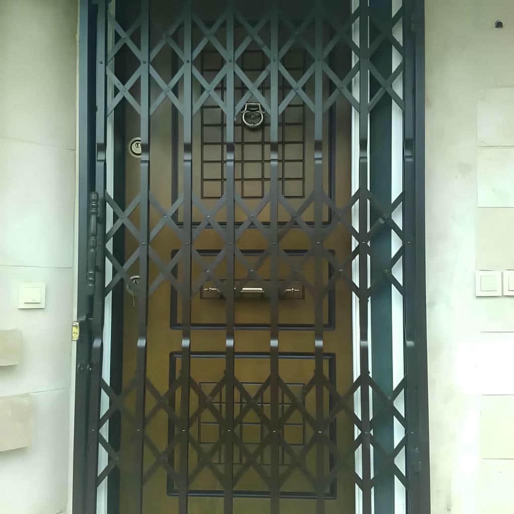 درب آکاردئونی فلزی ضدسرقت در شهرکرد