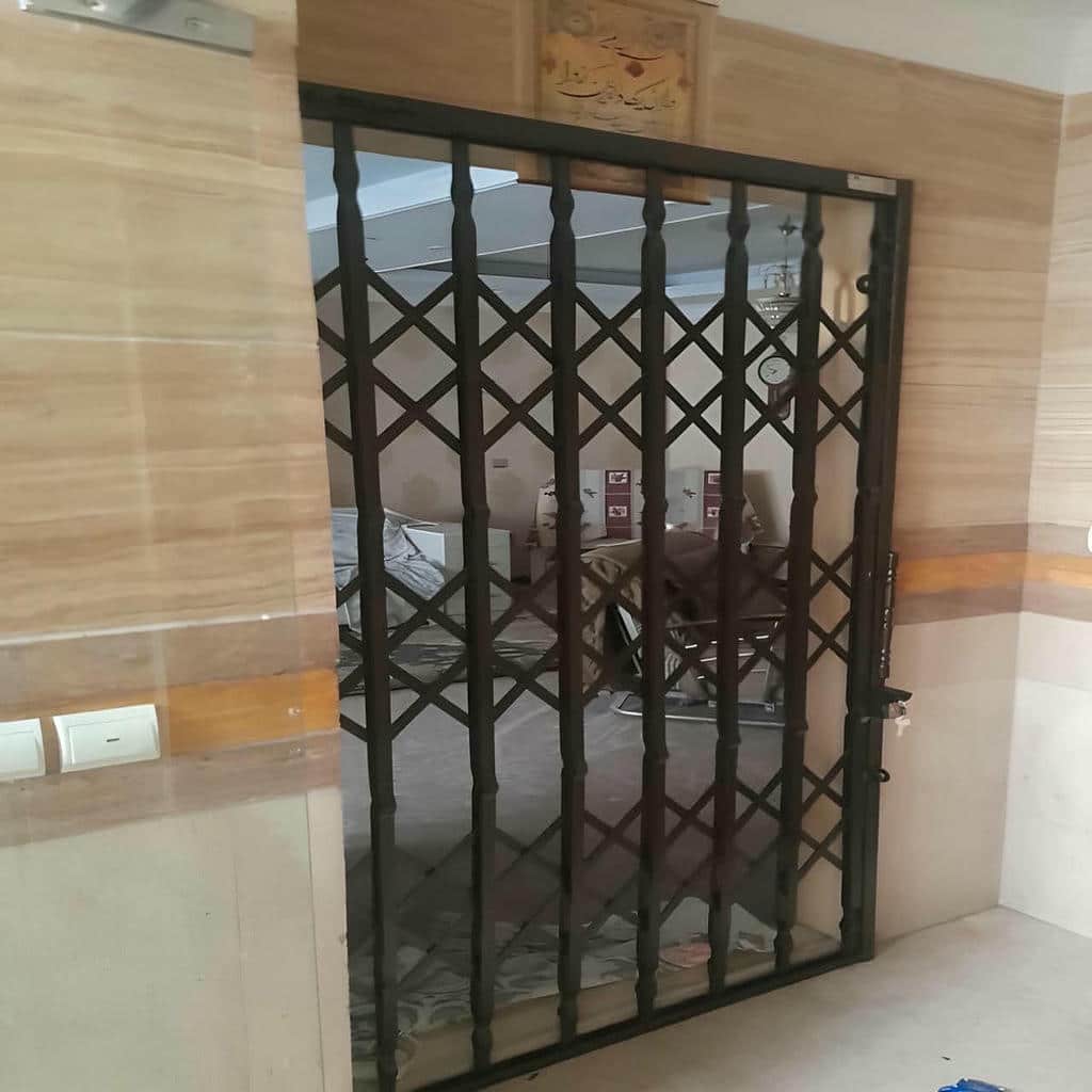 قیمت درب آکاردئونی فلزی ضدسرقت سه گل در استان خوزستان