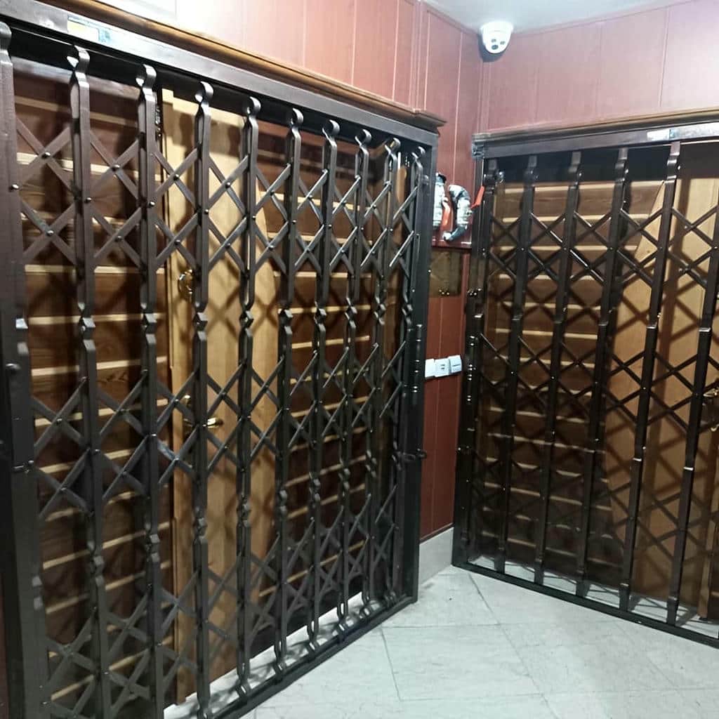 فروش درب آکاردئونی فلزی ضدسرقت تمام گل در قشم