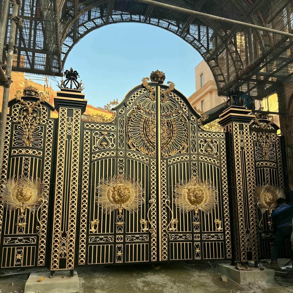 فروش درب حیاط پروفیل سنگین در آبادان