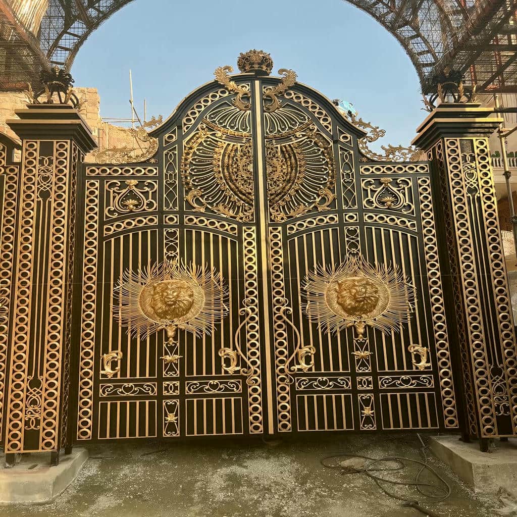 نصب درب حیاط پروفیل سنگین در قائمشهر