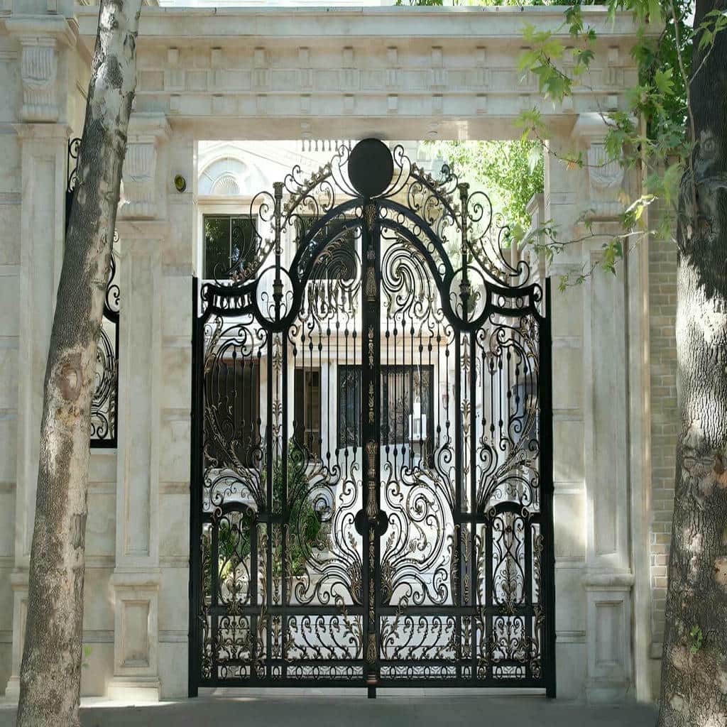 نصب درب حیاط پروفیل سنگین در اراک