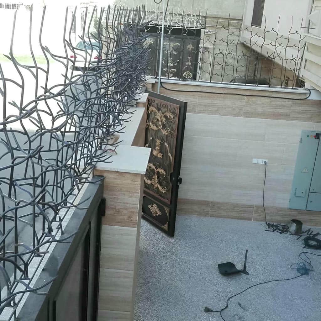 خرید حفاظ شاخ گوزنی مناسب واحد تجاری در قزوین
