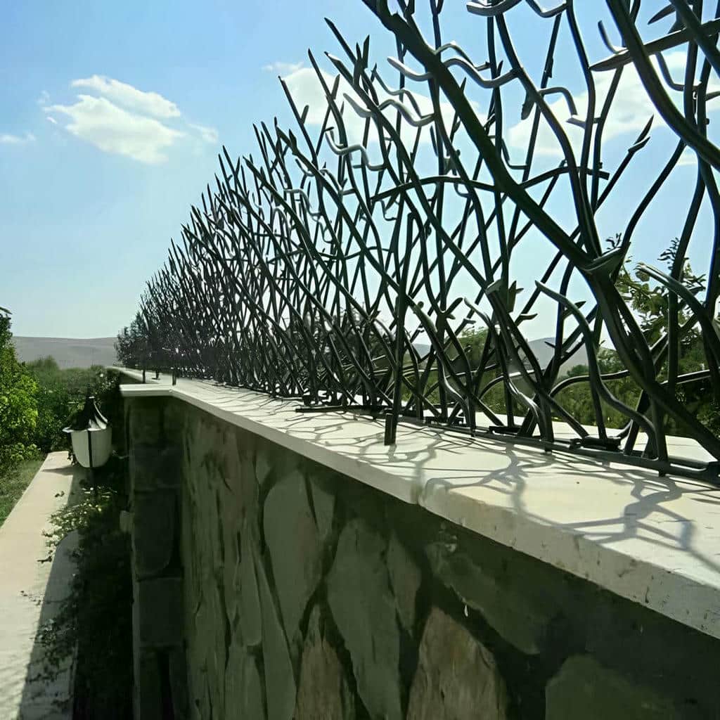 نصب حفاظ شاخ گوزنی رنگ مقاوم در کردان