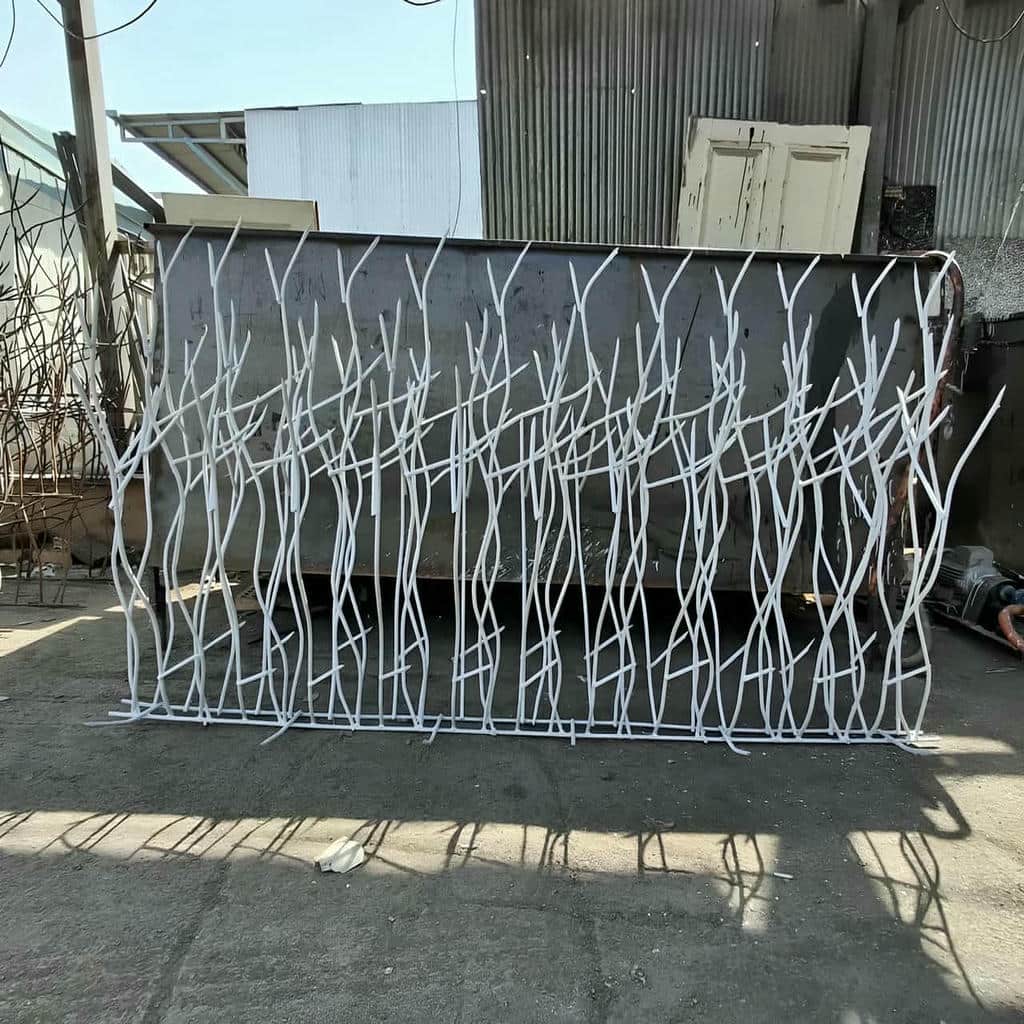 حفاظ شاخ گوزنی در یاسوج