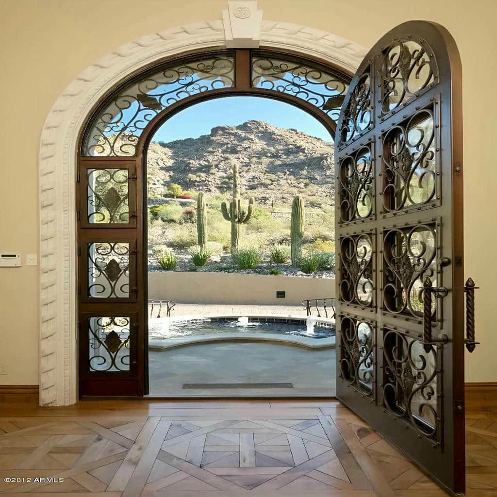 کارخانه درب حیاط رنگ کوره ای در آمل