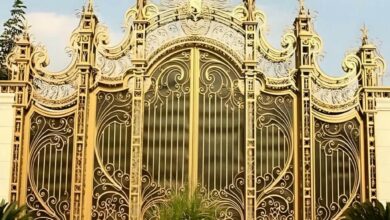درب حیاط در کرمانشاه