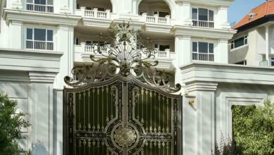 درب حیاط در کردان