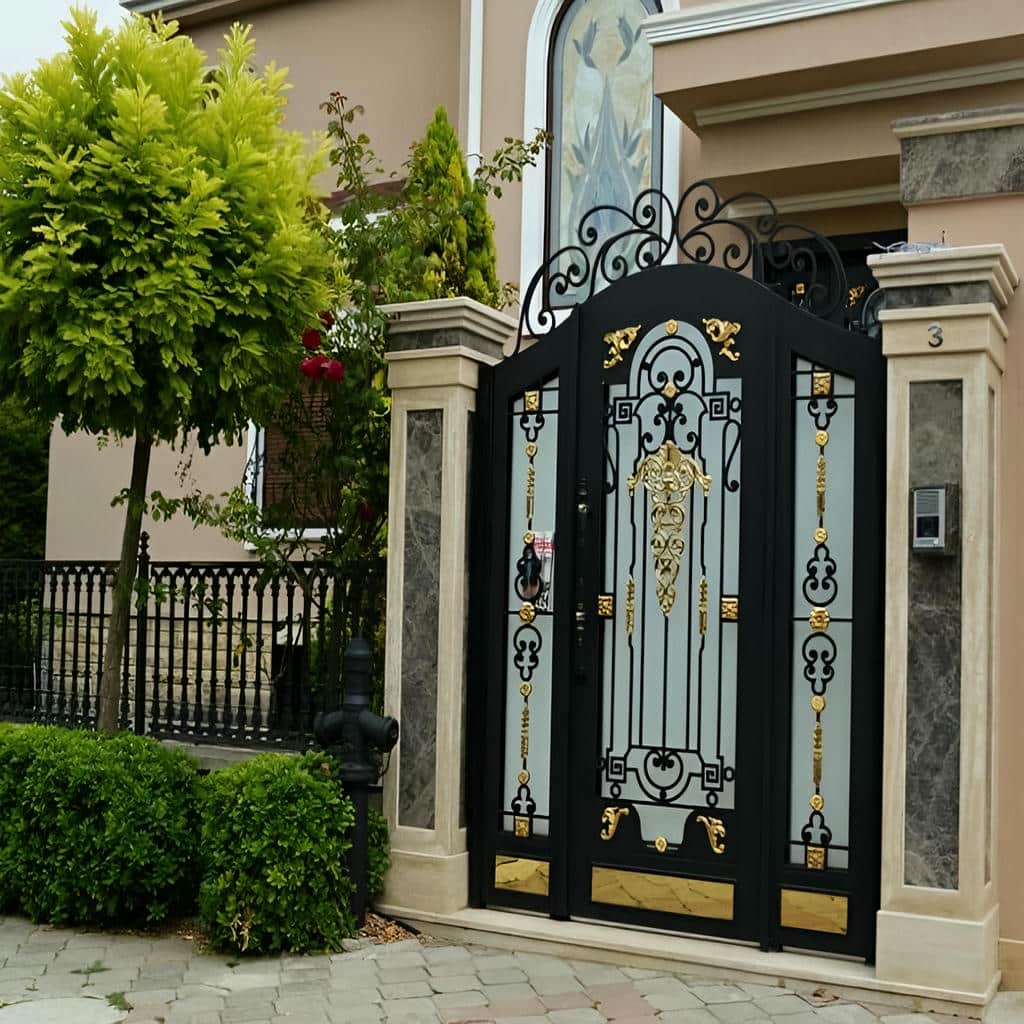 نصب درب حیاط پروفیل سنگین در سقز