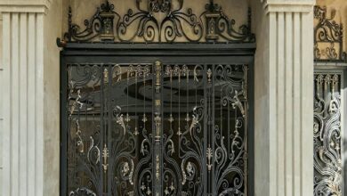 درب حیاط در آبادان