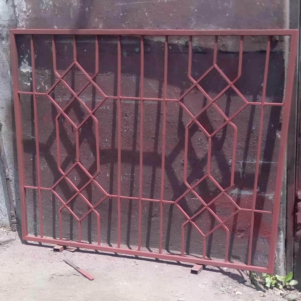 نصب حفاظ پنجره ساده در ساوه