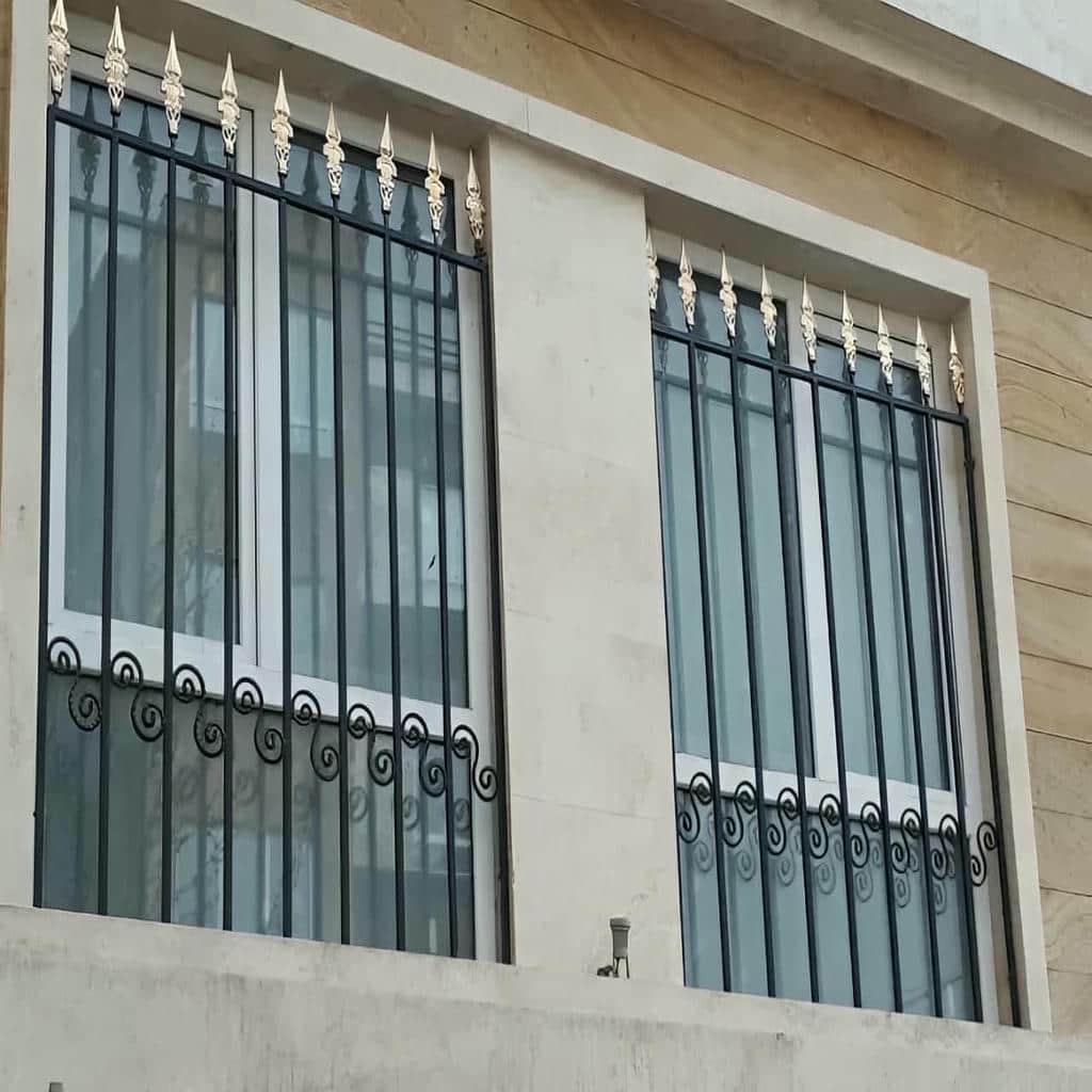 حفاظ پنجره در همدان