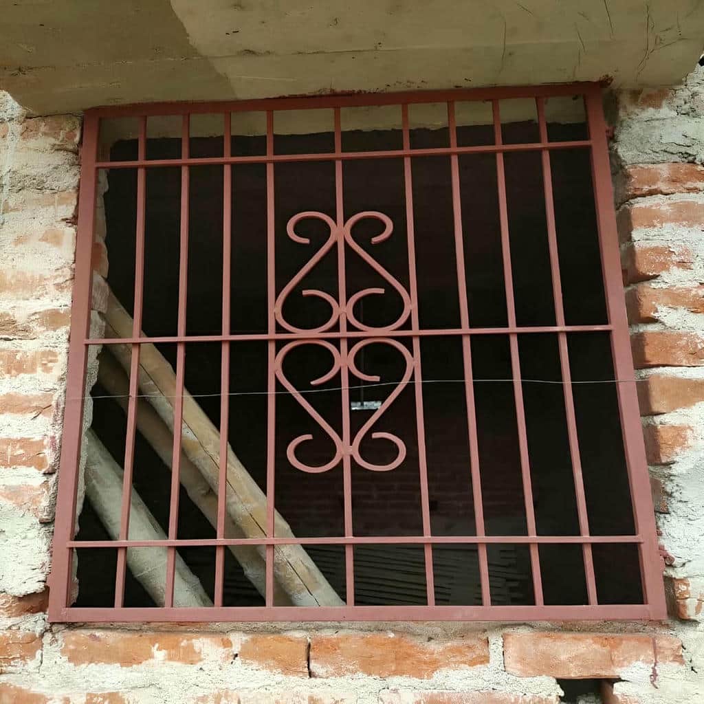 نصب حفاظ پنجره مدرن در سیرجان