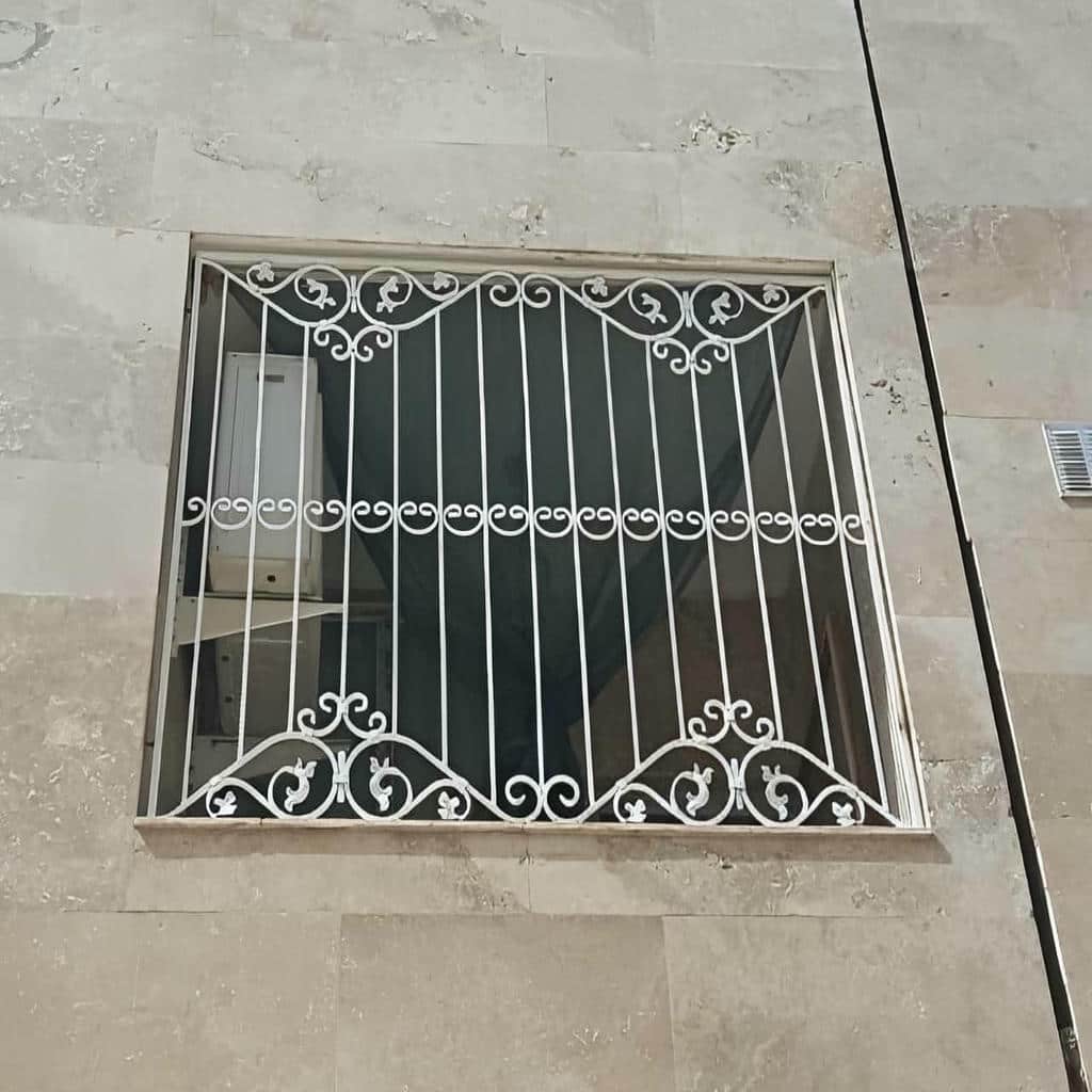 حفاظ پنجره در کرمان