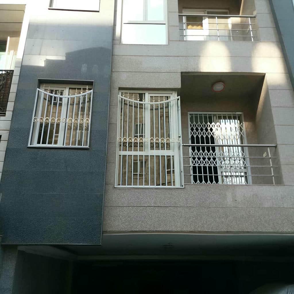 نصب حفاظ پنجره ضدزنگ در بجنورد
