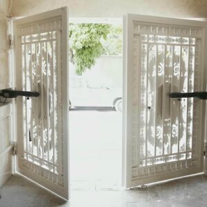 جک درب پارکینگ اتوماتیک در ایرانشهر