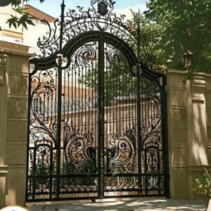 درب حیاط در بندر بوشهر